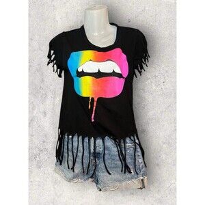 On Fire Women's Size Small Rainbow Lips Drip Graphic Fringed Tee Shirt
